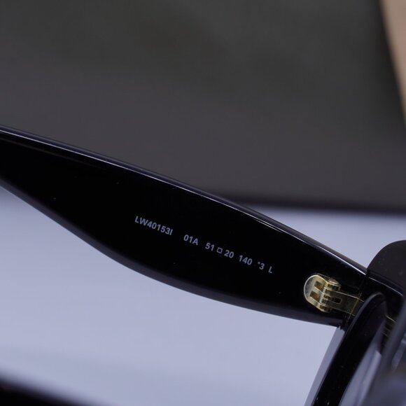 Loewe LW40153I 01A Cat Eye Sunglasses – Shiny Black\\Smoke main image 8